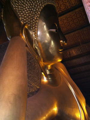 2005_0326(001)- Reclining Buddha