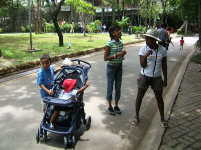 2005_0814(001)- Bangkok Zoo